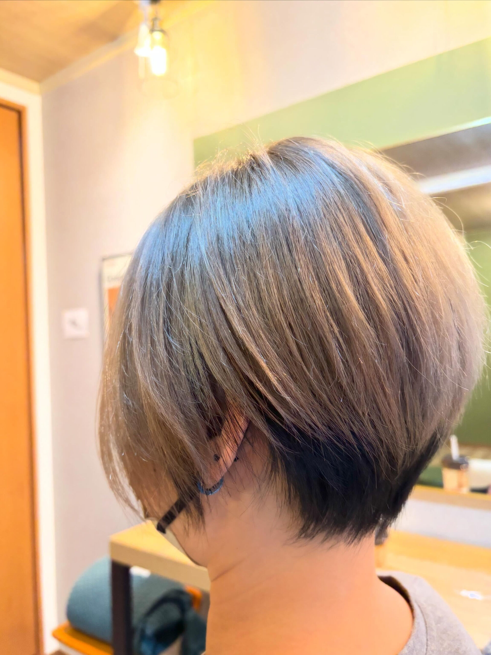 ショートヘアー
